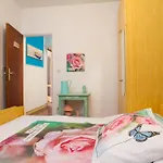 Colorful Lejlighed *