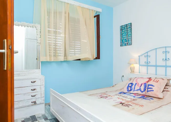 Colorful Апартаменты